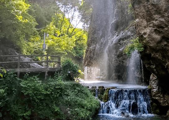 夏天开车开空调怎么不费油游戏画面